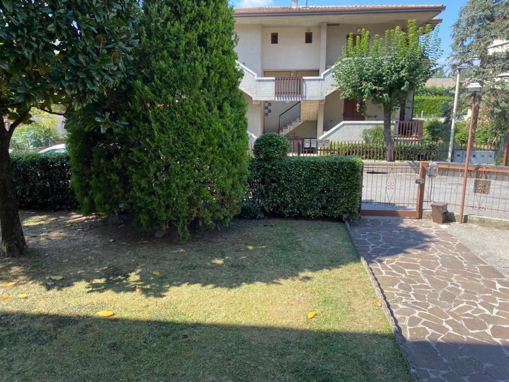Vesna Apartment Desenzano del Garda Kültér fotó